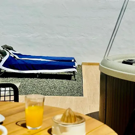 Canaryislandshost I Malva Appartement *